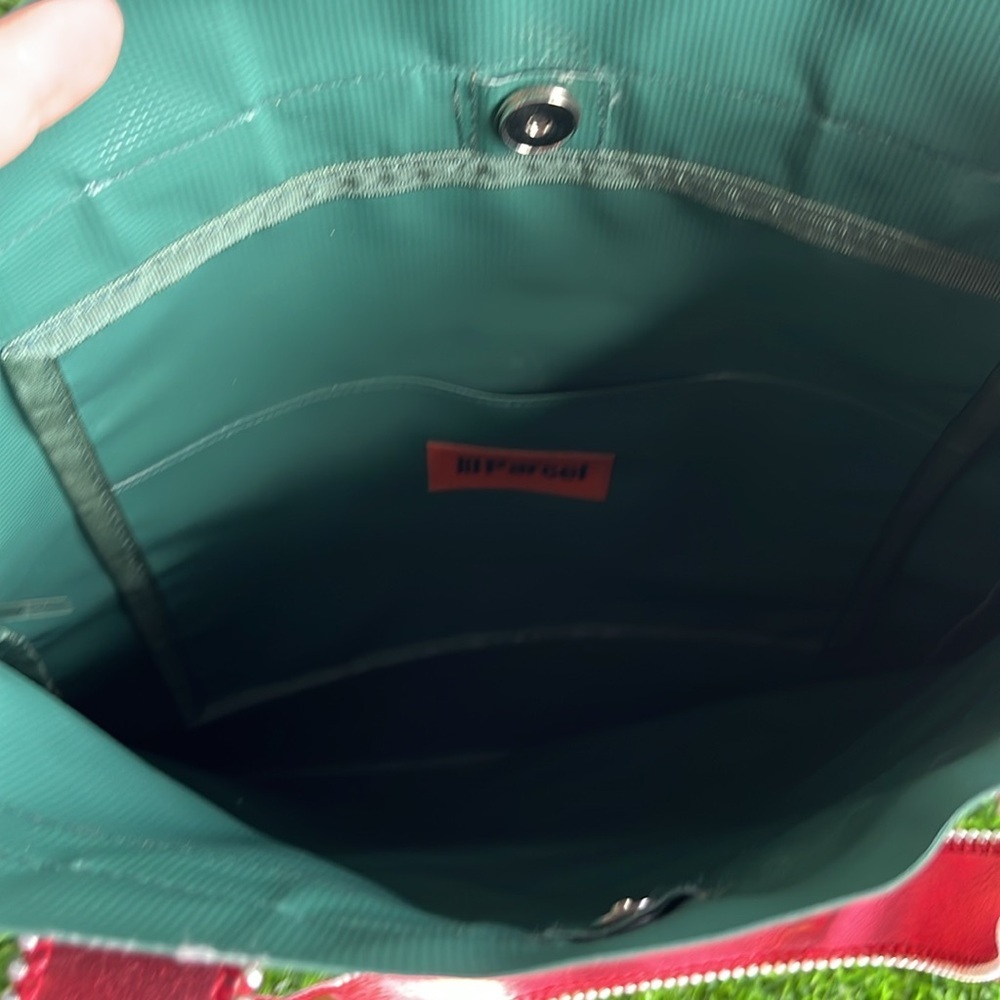 PARCEL Princess Tote Bag - Picture 6 of 9